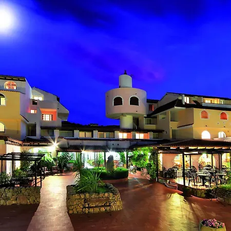 Colonna Beach Hotel Marinella-2